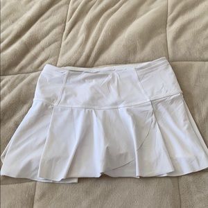 Lululemon Running Skirt White size 4